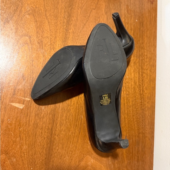 Ralph Lauren Elegant Black Heels - Picture 4 of 5